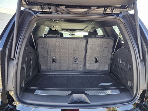 Used 2025 Chevrolet Tahoe Z71 w/ Z71 Off-Road Package image 25