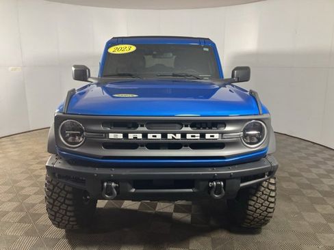 Used 2023 Ford Bronco Big Bend w/ Sasquatch Package image 2