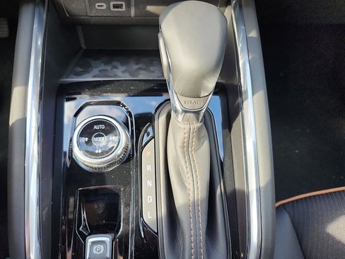 New 2026 GMC Canyon AT4 image 15