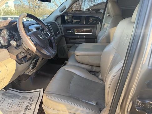 Used 2010 Dodge Ram 1500 Truck Laramie image 11