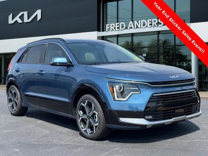 New 2025 Kia Niro EX Touring
