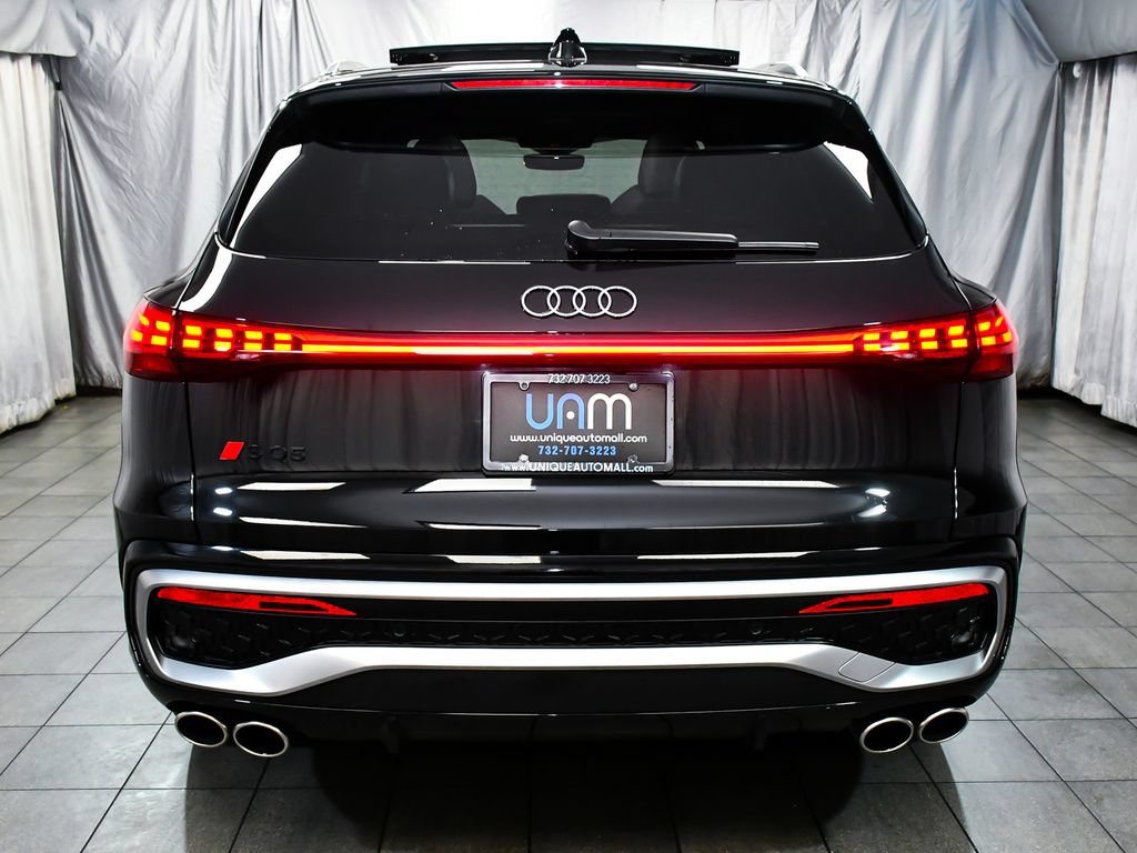 Used 2025 Audi SQ5 Premium Plus w/ Premium Plus Package AWD/4WD image 5