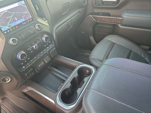 Used 2023 GMC Sierra 2500 Denali image 24