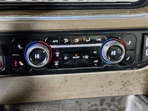 Certified 2024 Chevrolet Silverado 2500 LT w/ Texas Edition image 14