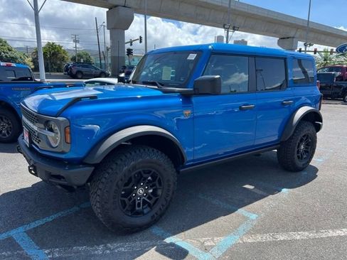 New 2026 Ford Bronco Badlands AWD/4WD image 3