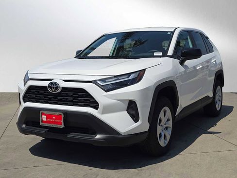 Used 2025 Toyota RAV4 LE FWD image 7