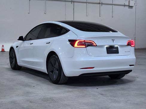 Used 2022 Tesla Model 3 Long Range image 11