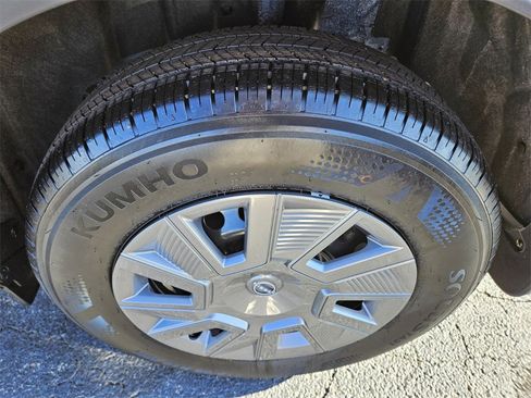 New 2026 Nissan Kicks S image 8