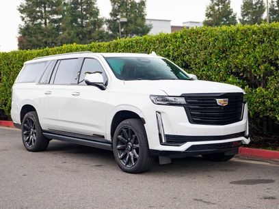 Used 2022 Cadillac Escalade ESV Premium Luxury Platinum w/ Heavy-Duty Trailer Package