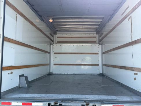 Used 2007 Ford E-450 and Econoline 450 RWD image 19