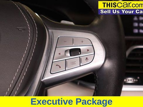 Used 2021 BMW 750i xDrive w/ Executive Package AWD/4WD image 17