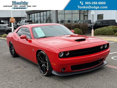 Used 2016 Dodge Challenger R/T Scat Pack w/ Leather Interior Group