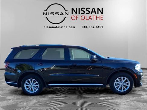 Used 2024 Dodge Durango SXT image 8