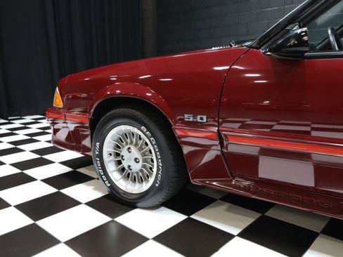 Used 1987 Ford Mustang GT RWD image 36