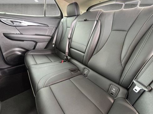 Used 2023 Buick Envision Essence AWD/4WD image 28