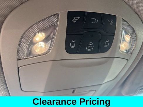 Used 2023 Chrysler Voyager LX FWD image 27