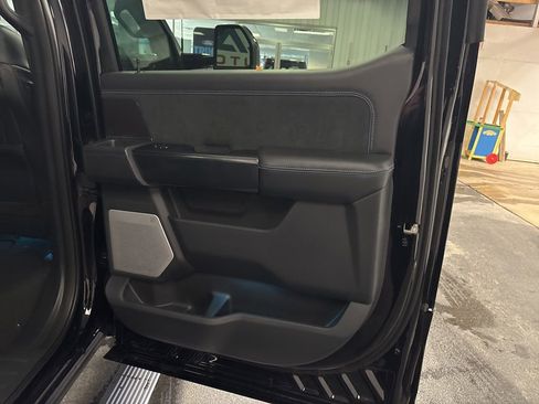 New 2026 Ford F250 Platinum image 36