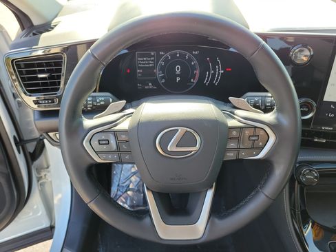 Used 2023 Lexus NX 250 FWD w/ Towing Package (2000 Lbs) image 27