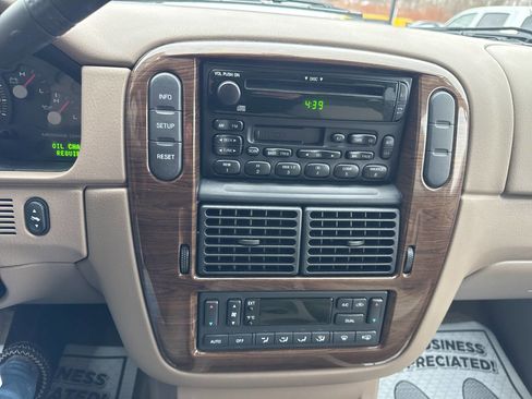 Used 2004 Ford Explorer Eddie Bauer image 30