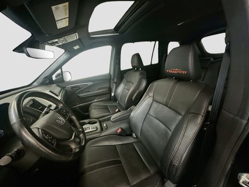 Used 2023 Honda Passport TrailSport image 13