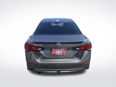 Used 2022 Nissan Sentra SR w/ Electronics Package FWD image 4