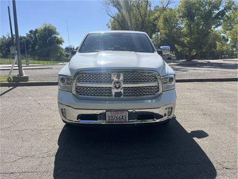 Used 2014 RAM 1500 Laramie w/ Convenience Group AWD/4WD image 2