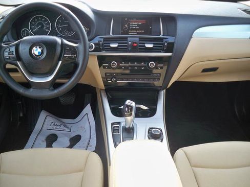 Used 2017 BMW X3 sDrive28i image 6