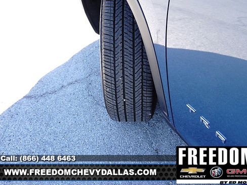 New 2026 Chevrolet Traverse LT w/ Driver Confidence Package image 41