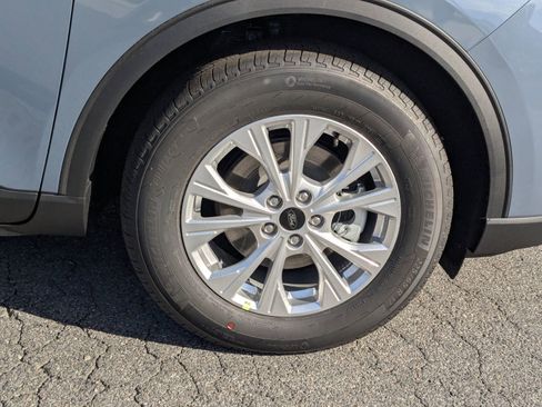 New 2026 Ford Escape Active w/ Active Premium Tech Pack image 13