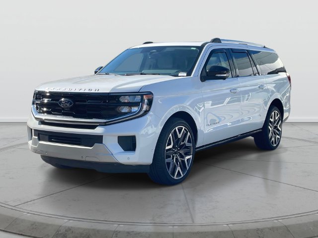 Used 2025 Ford Expedition Max Platinum w/ Platinum Ultimate Package AWD/4WD image 36