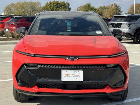 New 2026 Chevrolet Equinox EV RS image 8