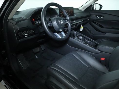 Used 2025 Honda Accord Touring image 17