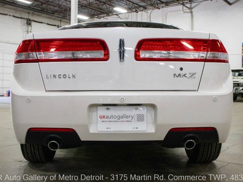 Used 2012 Lincoln MKZ FWD image 6
