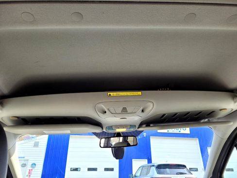 Used 2015 Ford Transit Connect Titanium image 16