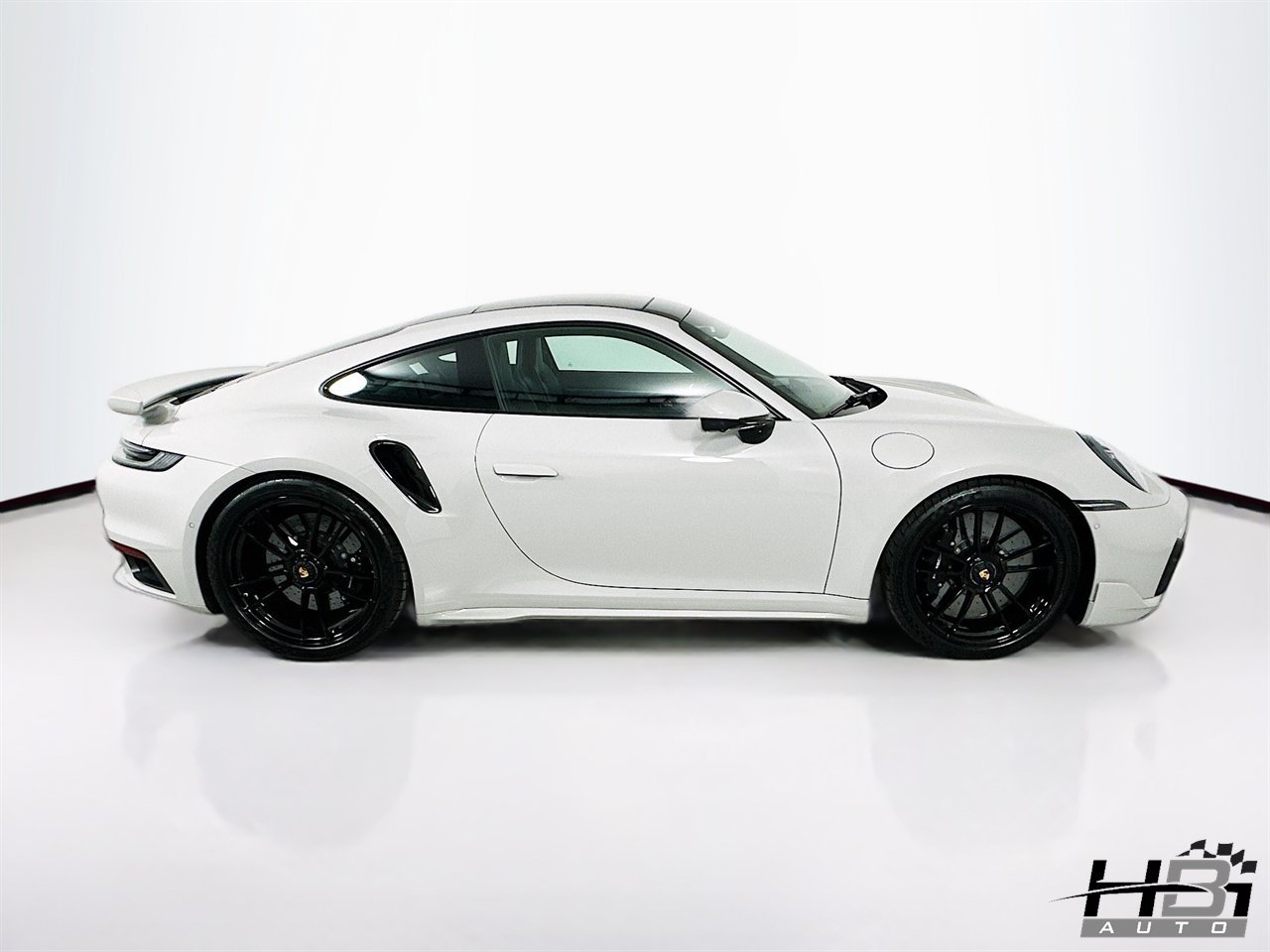 Used 2022 Porsche 911 Turbo S AWD/4WD image 4