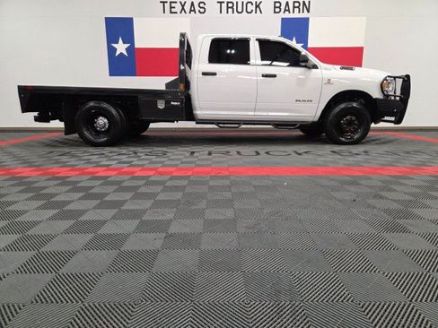 Used 2020 RAM 3500 Tradesman w/ Chrome Appearance Group AWD/4WD image 13