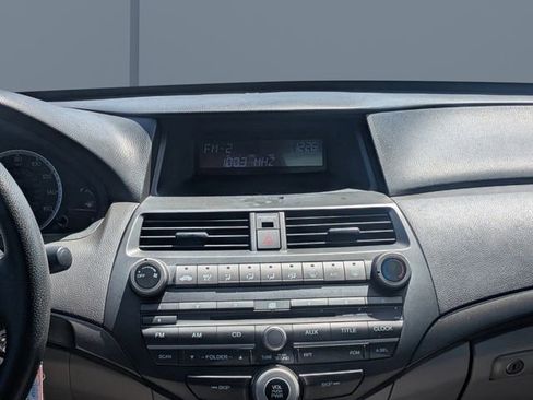 Used 2010 Honda Accord LX image 16