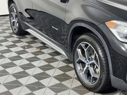 Used 2018 BMW X1 xDrive28i image 12