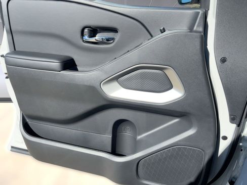 New 2026 Nissan Frontier SV w/ SV Convenience Package image 21