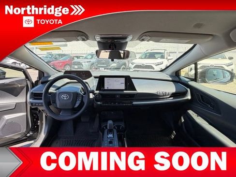 Used 2024 Toyota Prius LE FWD image 8