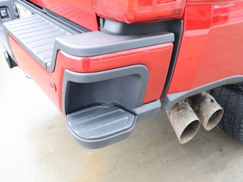 Used 2024 Ford F350 Lariat w/ Black Appearance Package image 37