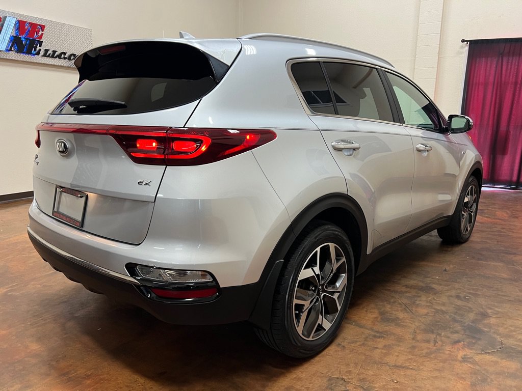 Used 2020 Kia Sportage EX AWD/4WD image 9
