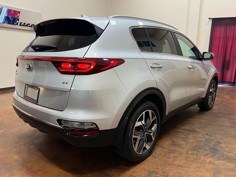 Used 2020 Kia Sportage EX AWD/4WD image 9