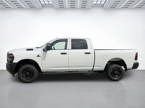 New 2026 RAM 2500 Tradesman AWD/4WD image 7