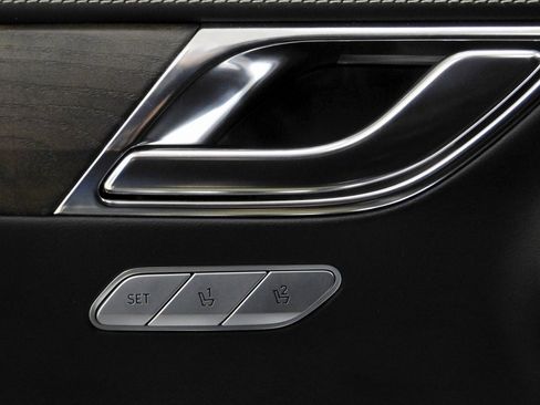 Used 2024 Genesis GV80 3.5T Prestige image 26