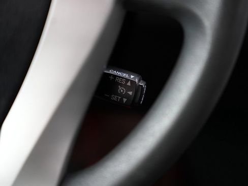 Used 2012 Toyota Prius Three FWD image 17