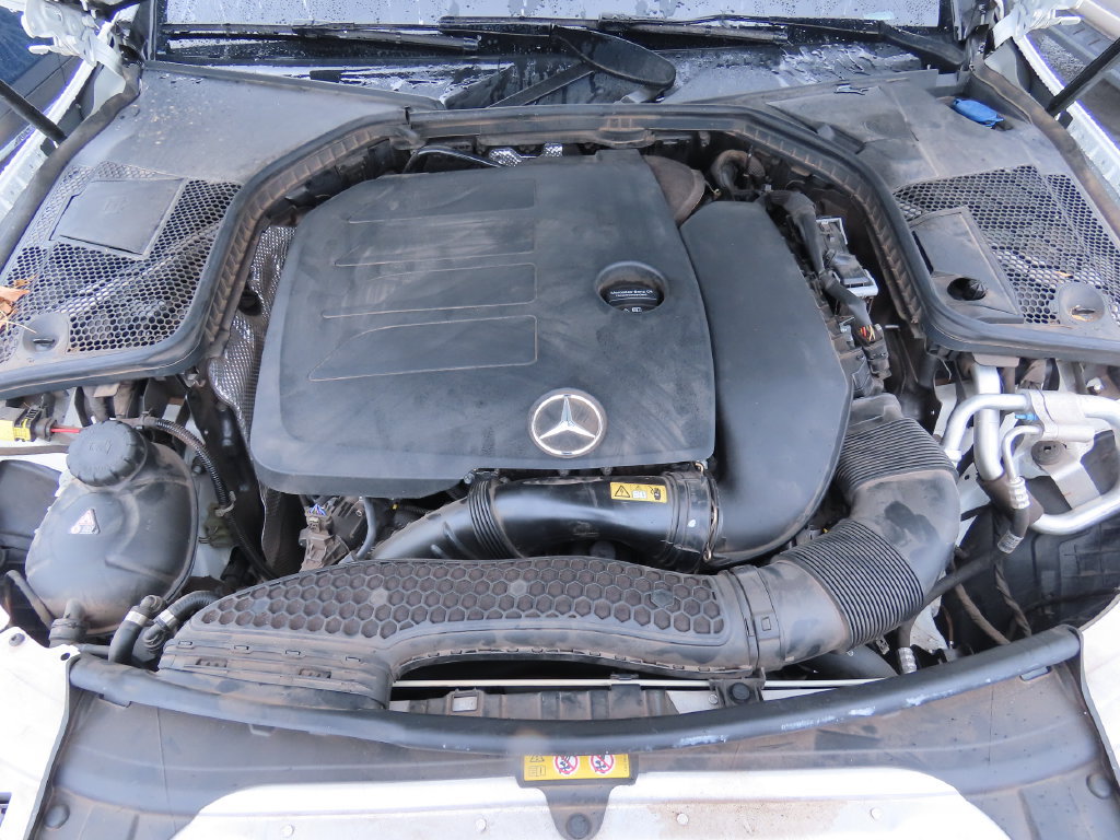 Used 2020 Mercedes-Benz C 300 Sedan image 13