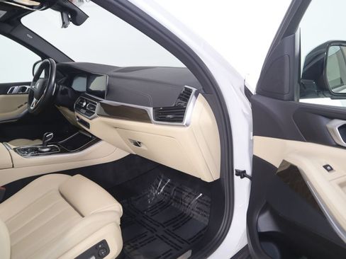 Used 2022 BMW X5 xDrive45e AWD/4WD image 43