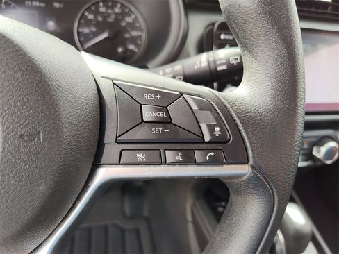 Used 2023 Nissan Kicks SV image 25