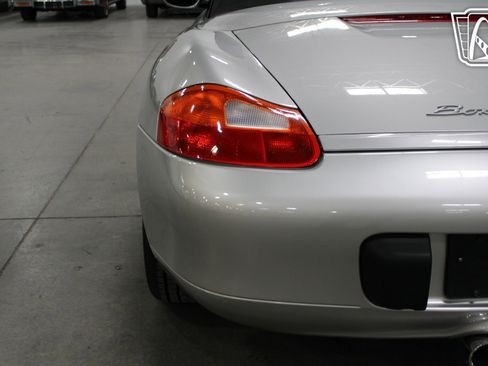 Used 2001 Porsche Boxster S RWD image 29